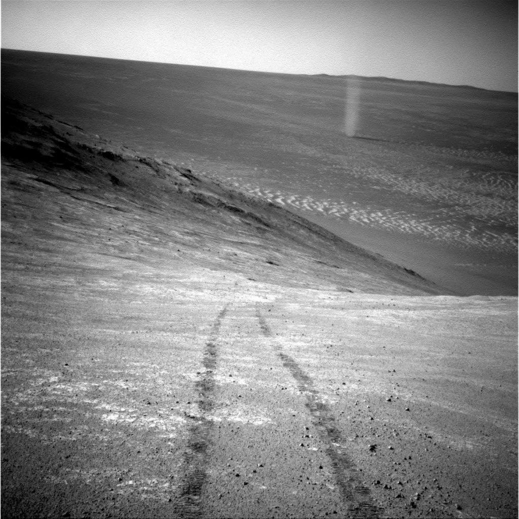 unexplained photos of mars of surface