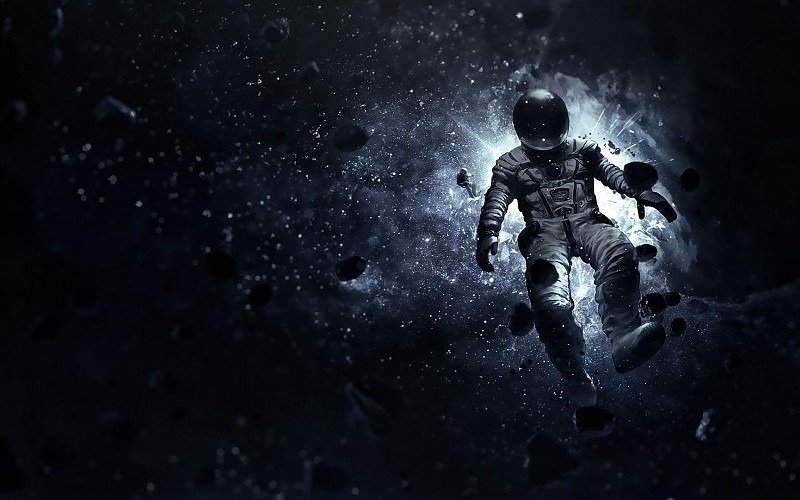 astronaut dies