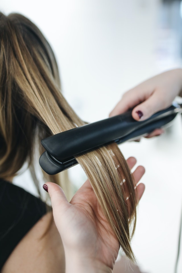 Infrared flat iron for hairs