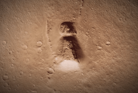 keyhole-shaped formation on mars